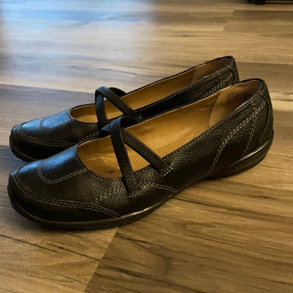 Simply Comfort Monticello Slip On Black Shoes